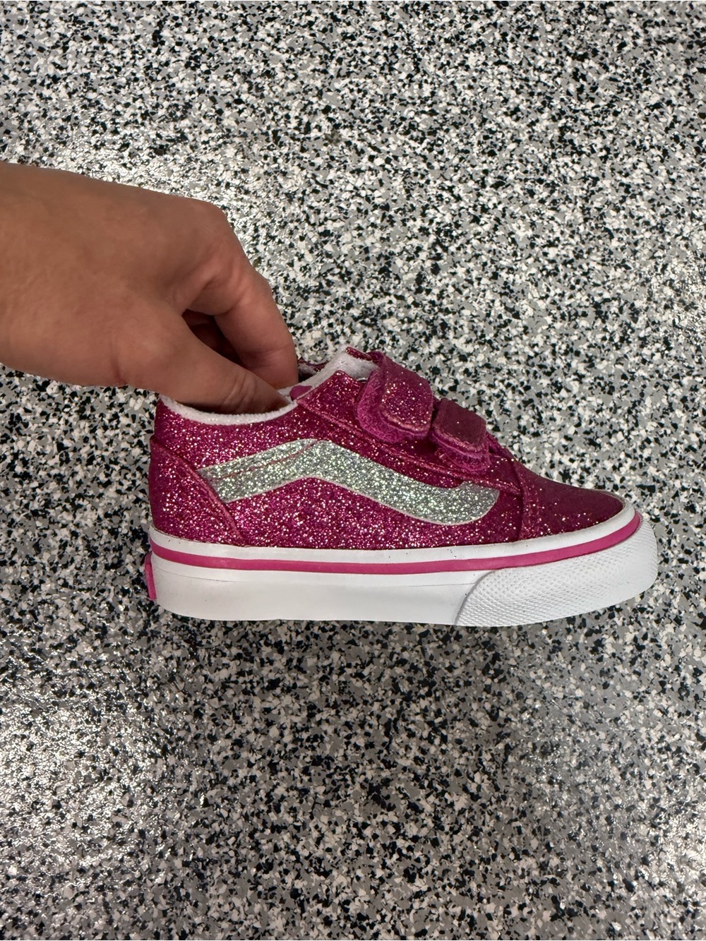 BRAND NEW Vans Kids Glitter Velcro Skate Shoe - Pink